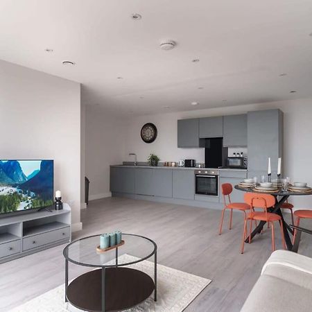 Fantastic 3 Bedroom Manchester Apartment Exterior foto