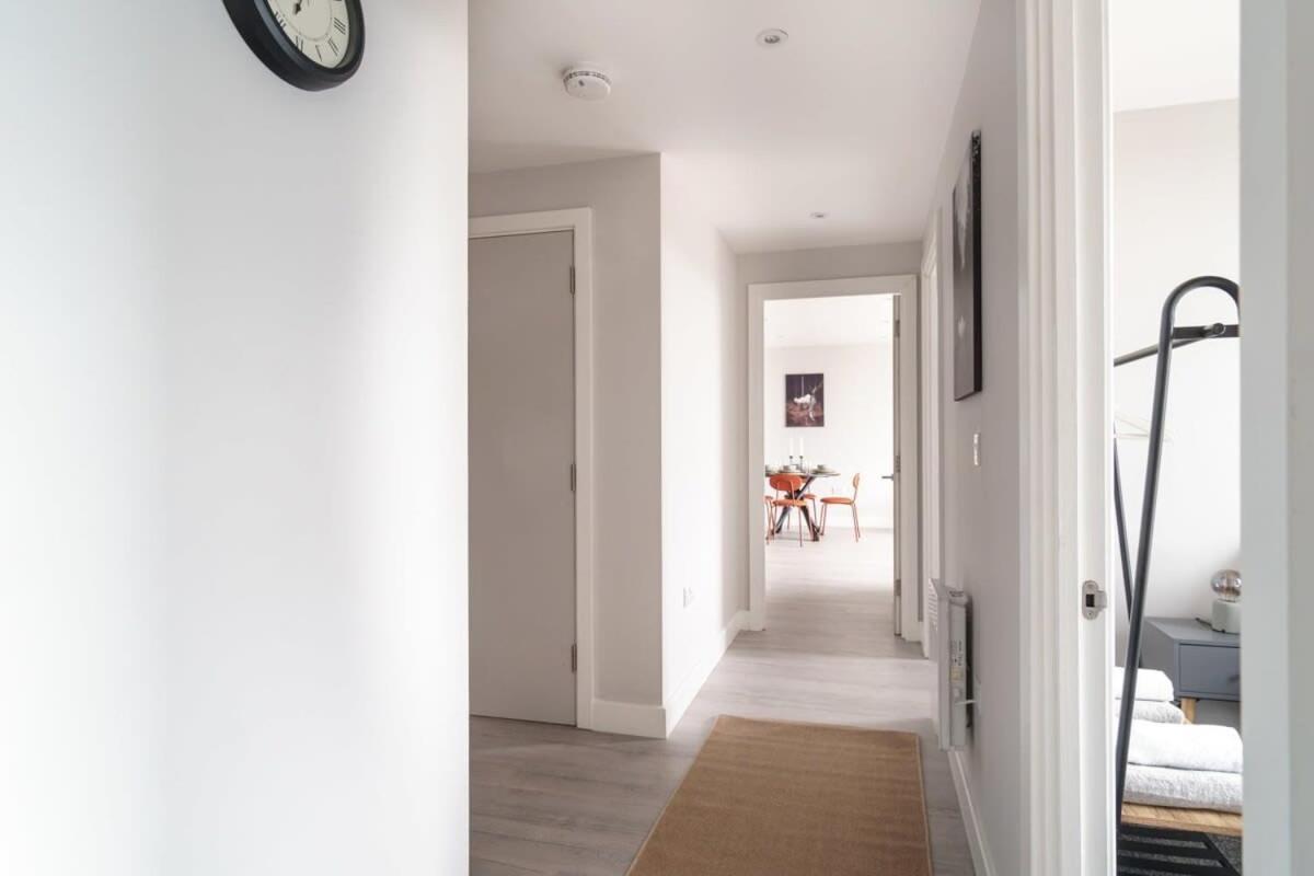 Fantastic 3 Bedroom Manchester Apartment Exterior foto